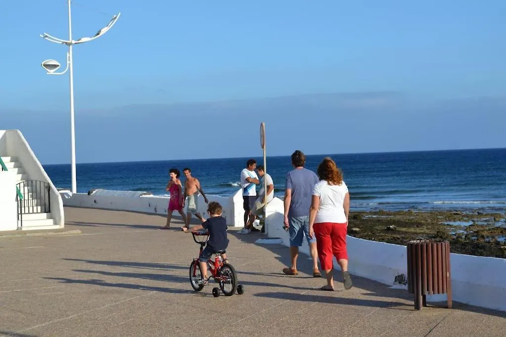 Apartment Bungalow Casa Dubai - Private Anlage Am Meer/Pool Playa Honda  Spain
