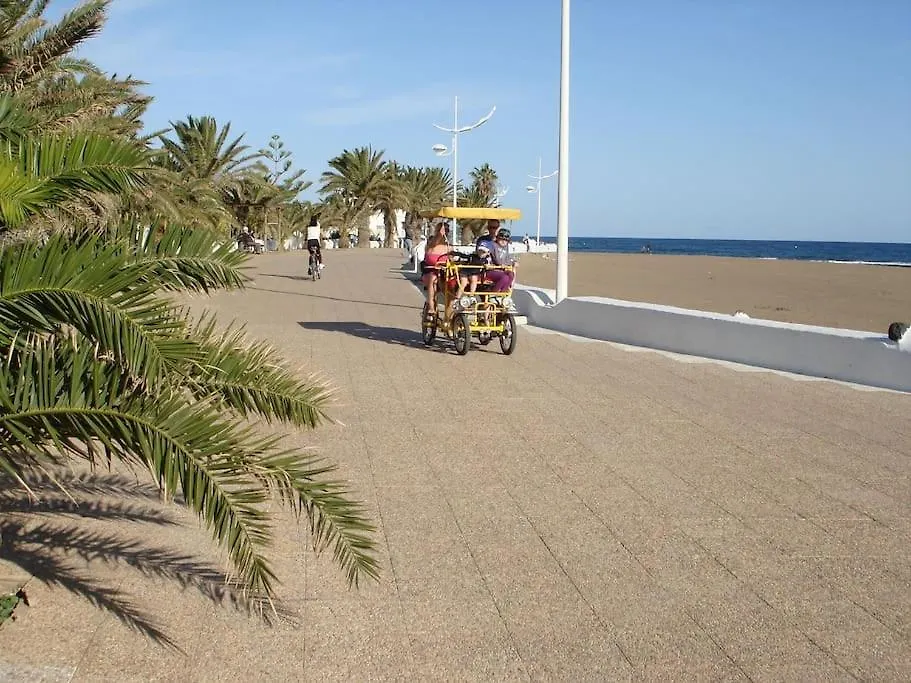 Apartment Bungalow Casa Dubai - Private Anlage Am Meer/Pool Playa Honda  Spain